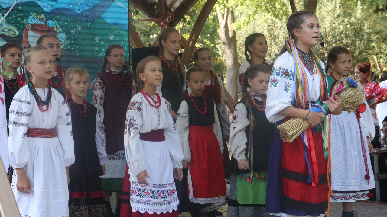 В Симферополе прошел ежегодный Фестиваль украинской культуры «Обжинки-2019»