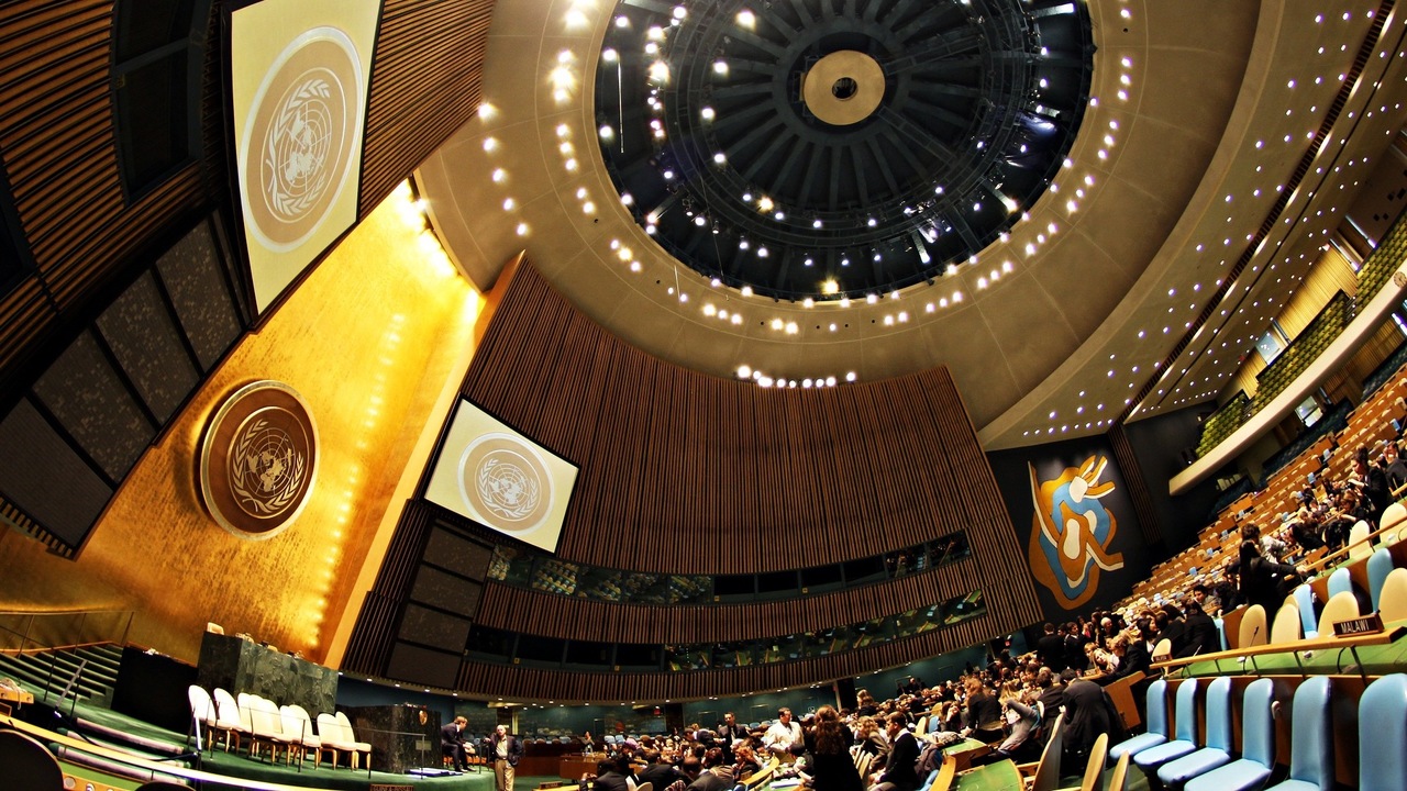 США и Украина проголосовала против резолюции о борьбе с «героизацией нацизма». Причины и следствия