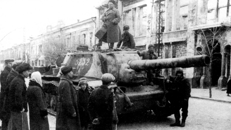 День освобождения Симферополя от немецко-фашистских захватчиков