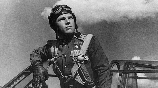 «Первым делом самолеты»: Иван Кожедуб - первый ас советской авиации
