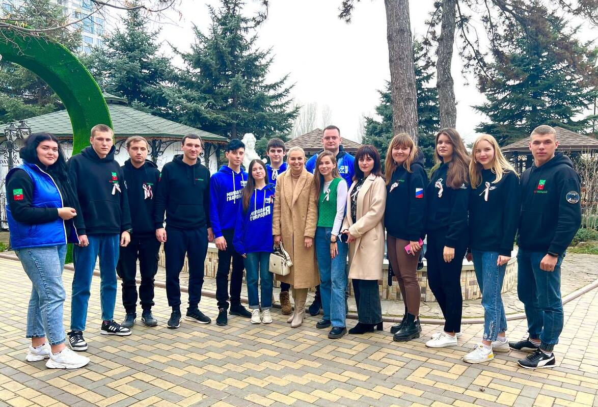 Голова РНКА «Українська громада Криму» зустрілася з делегацією молоді із Запоріжжя та Херсонщини