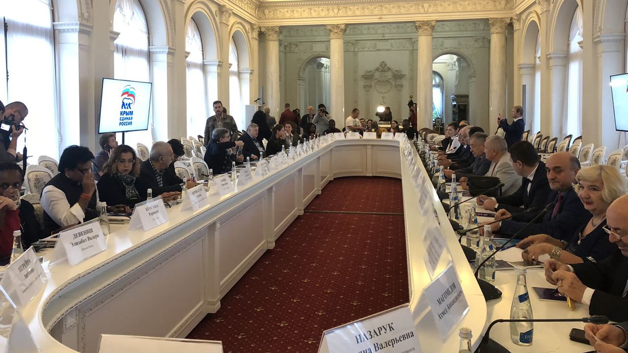 Крым посетила делегация журналистов из 20 стран мира