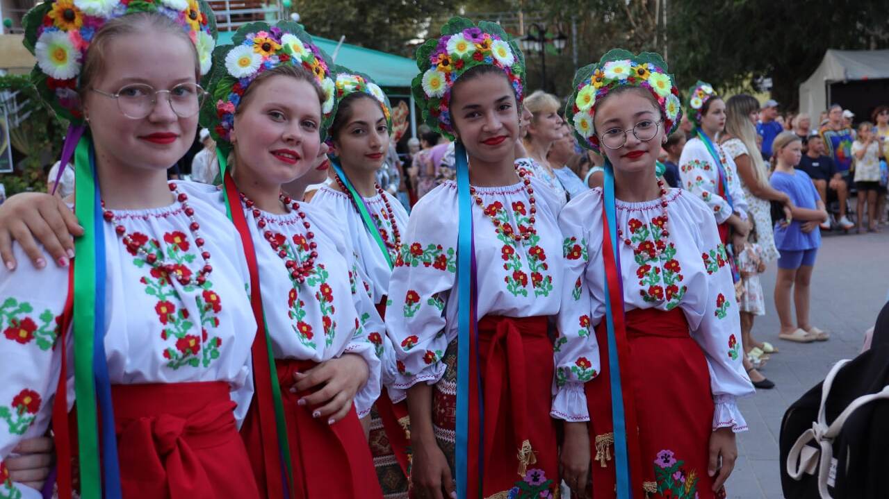 У Республіці Крим пройшов фестиваль української культури «Обжинки-2022»