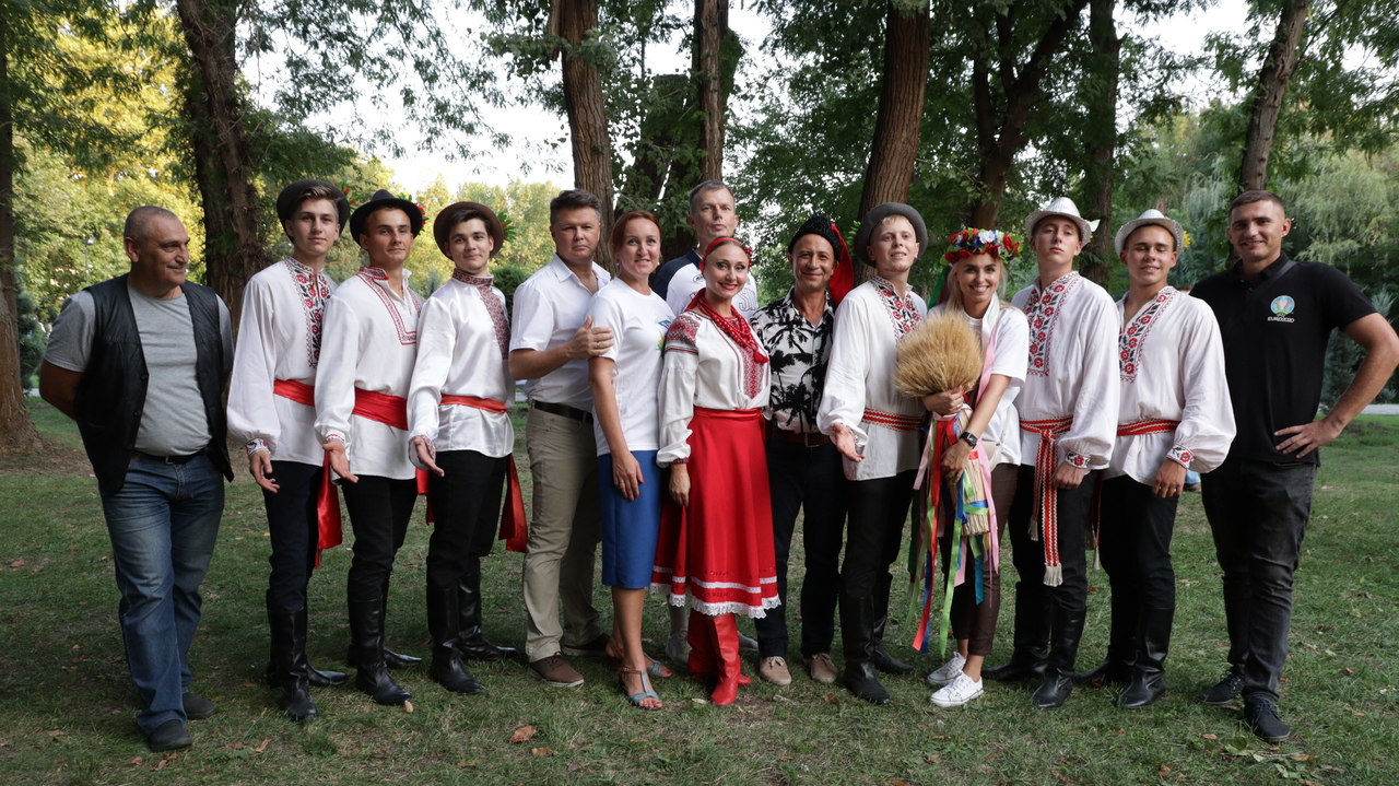 В Симферополе состоялась Акция, посвященная ежегодному фестивалю украинской культуры «Обжинки-2021»