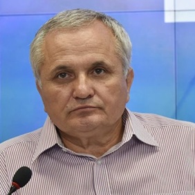 Член Громадської Палати Республіки Крим