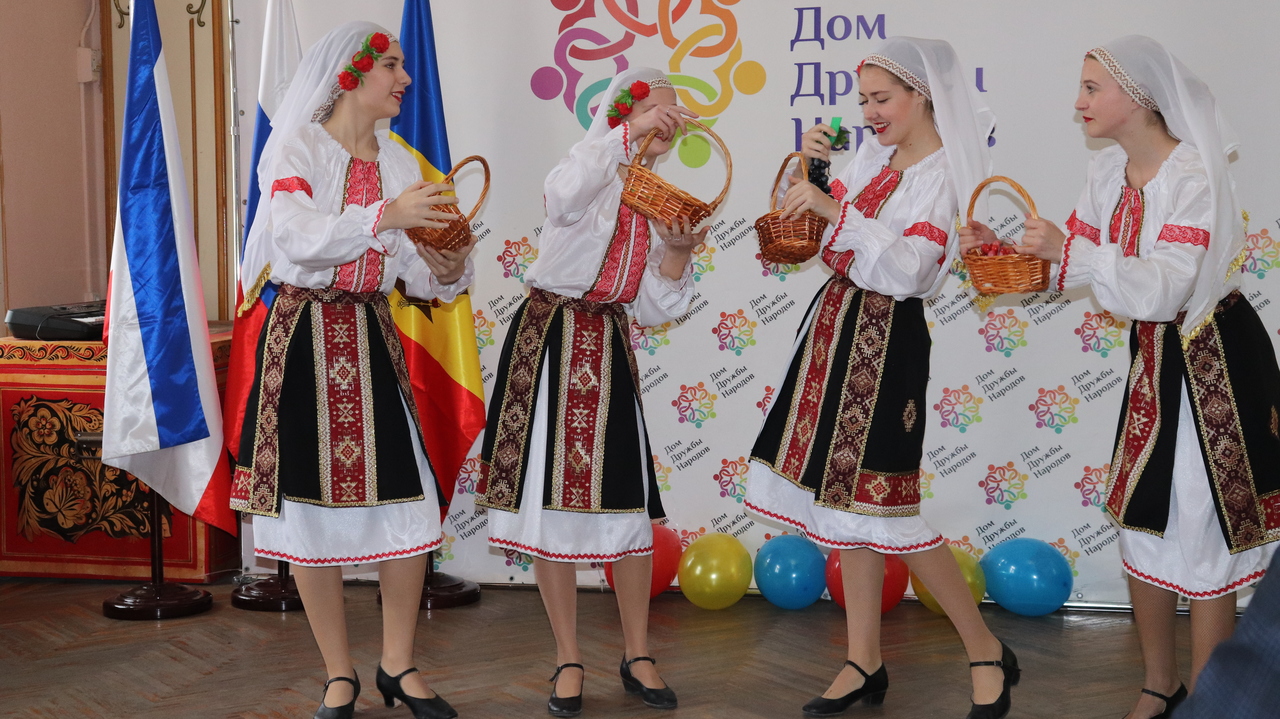 У Криму відзначили молдавське свято «Мерцишор»