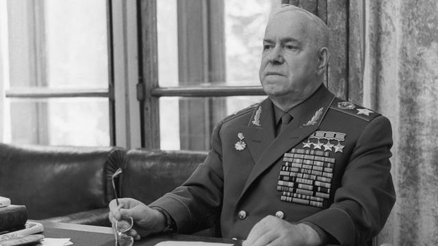 Маршал Победы: успехи и поражения Георгия Жукова