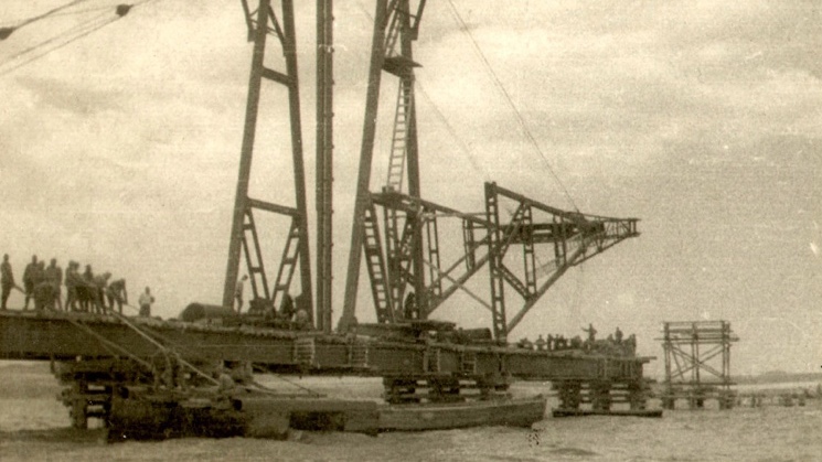 Чому Сталін в 1944 році не став карати за провал будівництва Керченського мосту