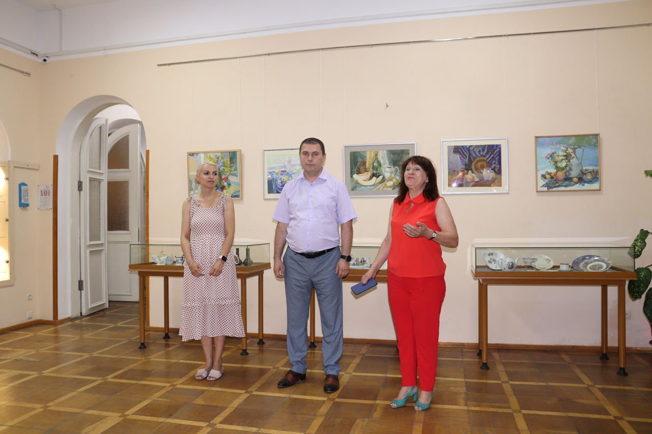 У Кримському етнографічному музеї розпочала роботу виставка «Від ліпної кераміки до порцеляни»